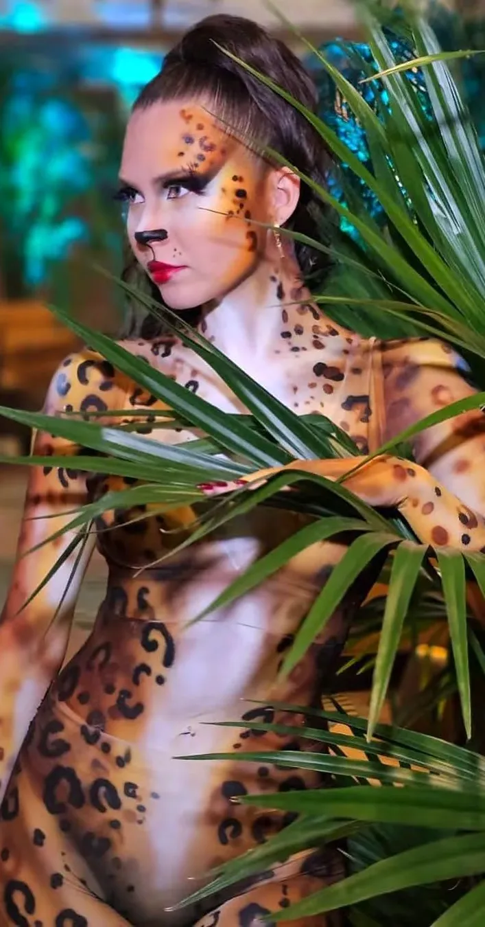 Body Painted Models